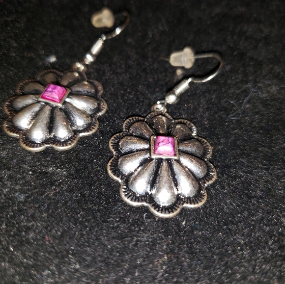 CACHE SILVER w pink stone DROP Concho Earrings - Picture 2 of 3